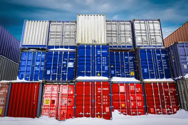 Shipping for 20ft & 40ft Containers from China to Russia