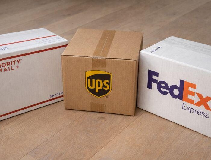 USPS vs UPS vs FedEx-Shipping Costs, Delivery Speed &amp-Key Differences