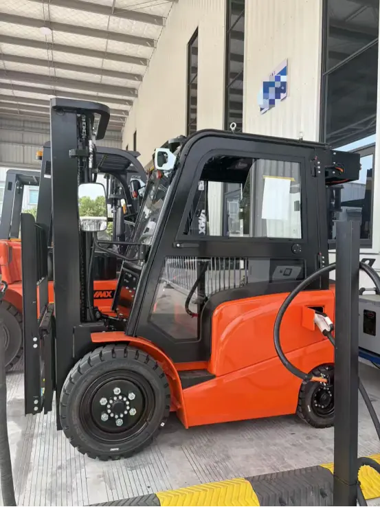 Electric forklift prepared for sea freight from Shanghai to Le Havre